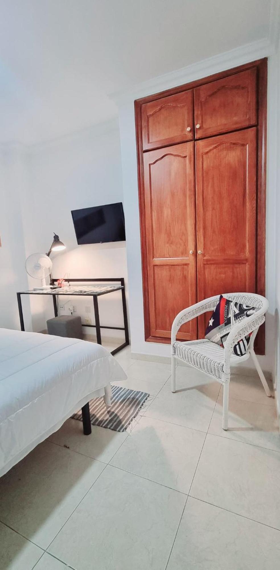 Almar We Go! Habitaciones Privadas En Alcala - Private Rooms - Pieces Privees - In Shared Apartment 外观 照片